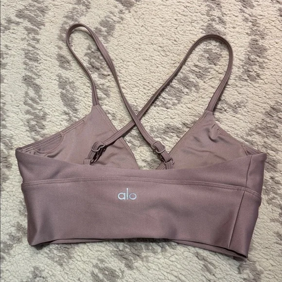 ALO Yoga Airlift Divine Strappy Bralette XS - Picture 2 of 3